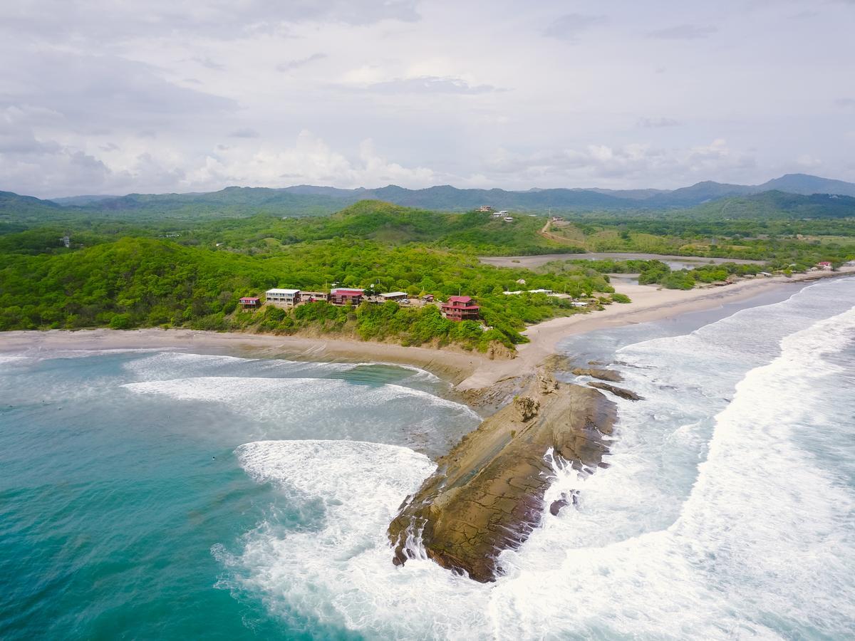Magnific Rock - Surf Resort & Yoga Retreat Nicaragua Popoyo Exterior photo